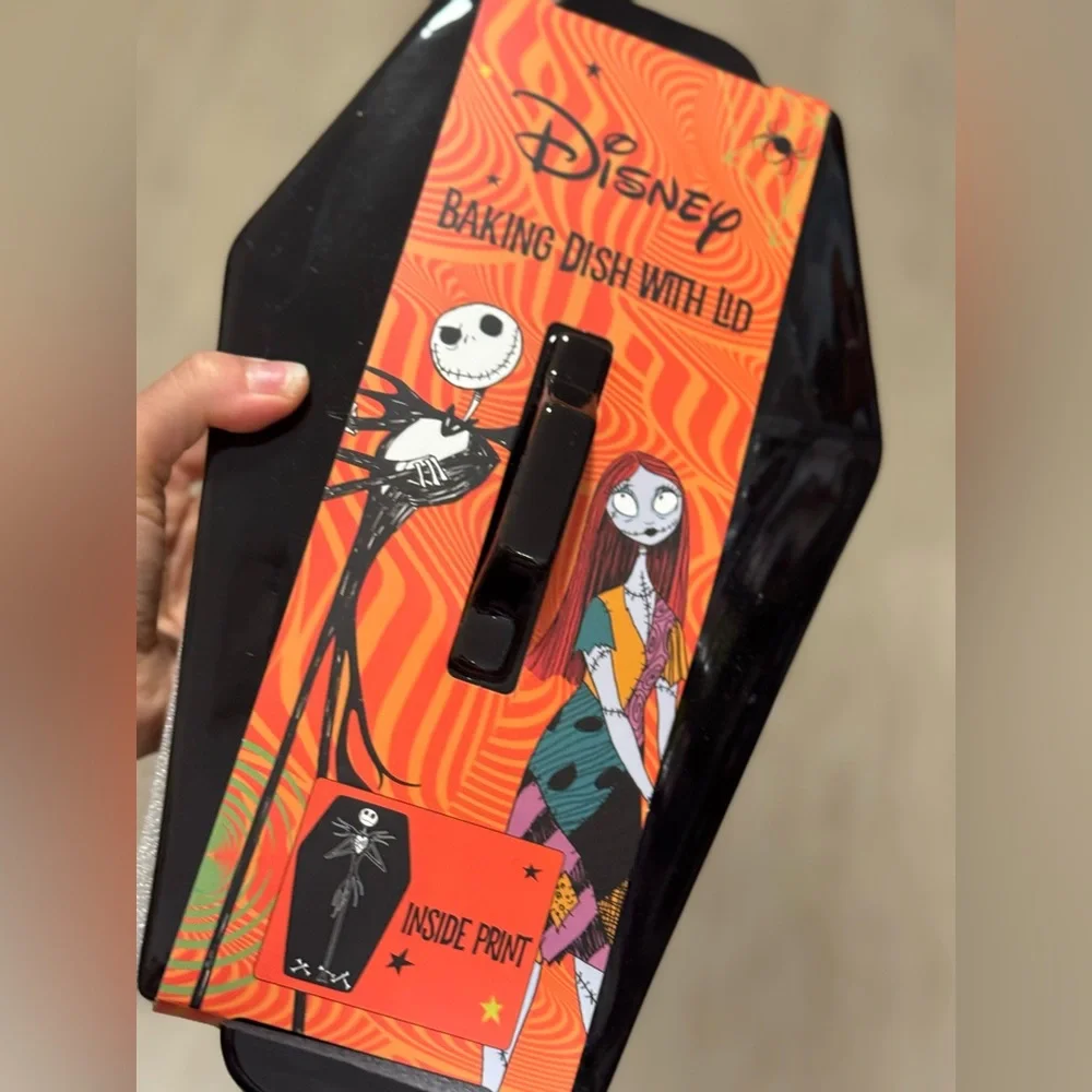 Disney Nightmare Before Christmas Coffin baking dish with lid - Picture 2 of 2